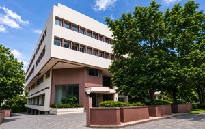  Office Space For Rent in Sunrise Chambers, Sivanchetti Gardens