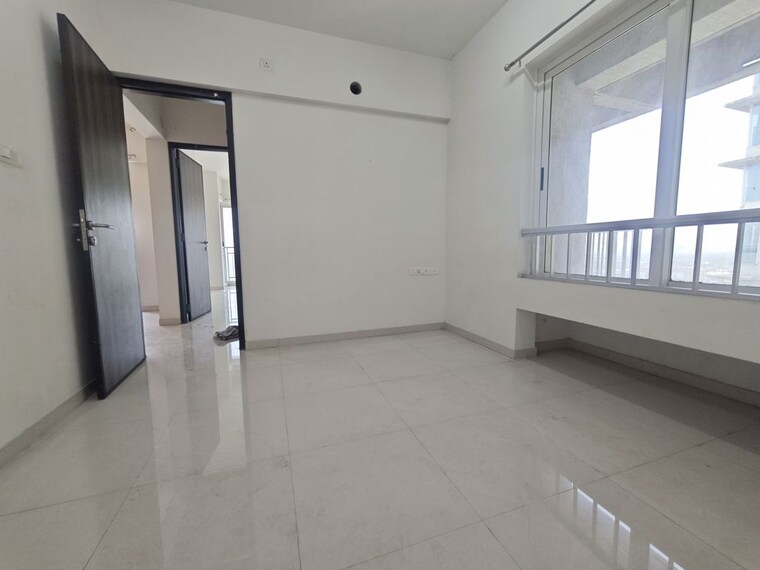 Room, marathon-nexzone-zenith-2 1.5 Bedroom 584 Sq.Ft. Apartment In New Panvel Navi Mumbai 10526243
