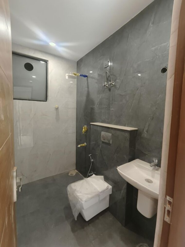 Bathroom, affinity-greens 3 Bedroom 1440 Sq.Ft. Apartment In International Airport Road Zirakpur 10526283