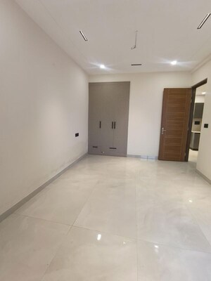 Room in 3 BHK Apartment at Affinity Greens, International Airport Road – for Rent