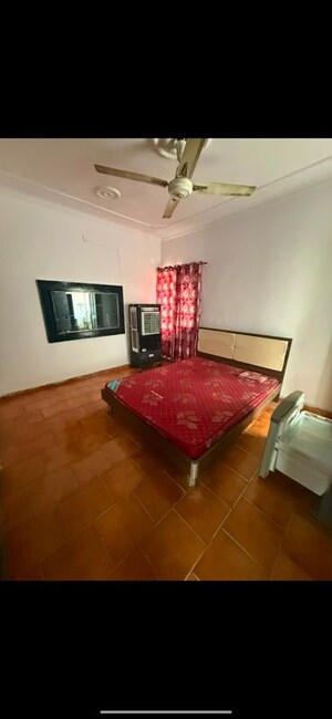 Bedroom in 2 BHK Apartment at Sector 41 – for Sale
