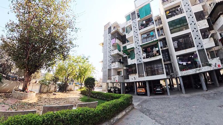 Exterior View, chandkheda 2 Bedroom 111 Sq.Yd. Apartment In Chandkheda Ahmedabad 10526303