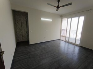 Room in 3 BHK Apartment at Aura Gazania, Nabha – for Rent