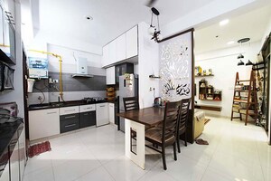 Team Area in 3 BHK Apartment at New Ranip – for Sale