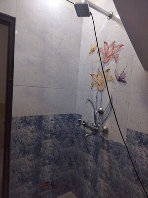 Staircase in 2 BHK Builder Floor at Palam Vihar Residents Association, Palam Vihar – for Rent