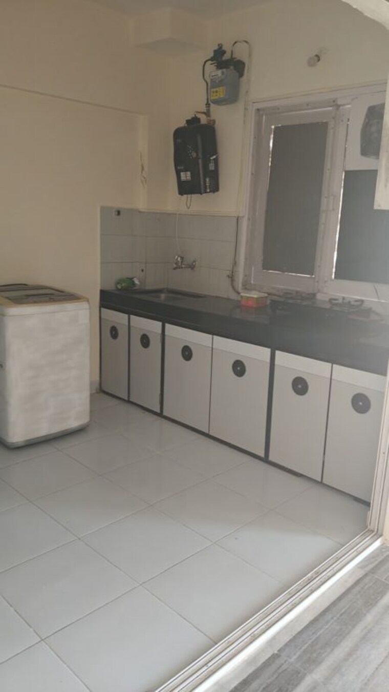 Kitchen, jaydeep-park 2 Bedroom 850 Sq.Ft. Apartment In Majiwada Thane 10526325