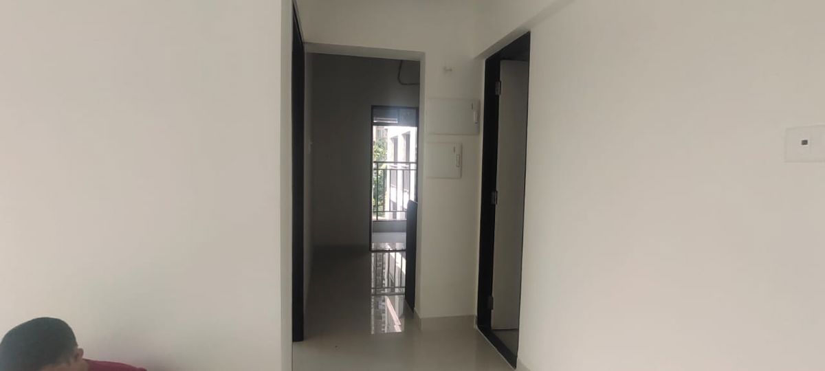 1 BHK 450 Sq.Ft. Apartment in Ashar Metro Towers