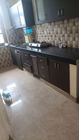 Kitchen in 1 RK Independent House at RWA Apartments Sector 41, Sector 41 – for Rent