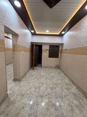 Kitchen in 1 BHK Builder Floor at Rohini Sector 5 – for Rent