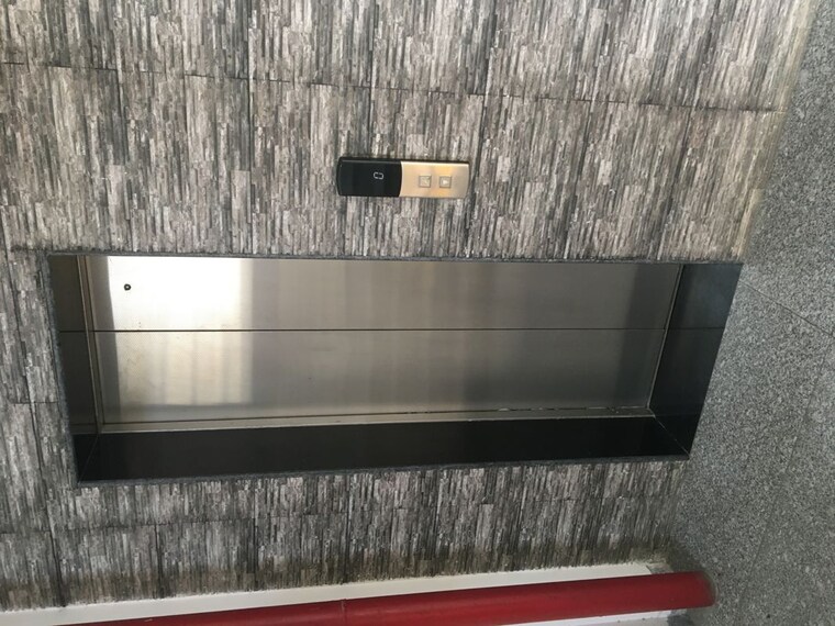 undefined, sector 63 Commercial Office Space 21500 Sq.Ft. In Sector 63 Noida 10526324