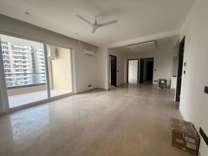 Room in 3 BHK Apartment at Ambala Highway – for Rent