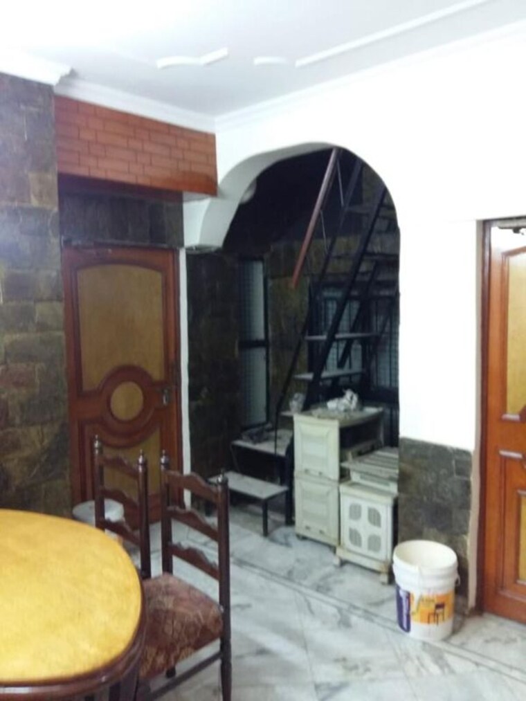 Living Room, east of kailash 3 Bedroom 1872 Sq.Ft. Builder Floor In East Of Kailash Delhi 10526204