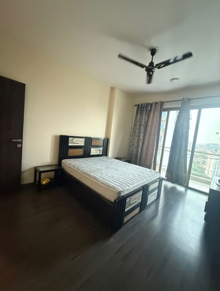 Bedroom, tata-primanti-executive-apartments 3 Bedroom 2185 Sq.Ft. Apartment In Sector 72 Gurgaon 10526427