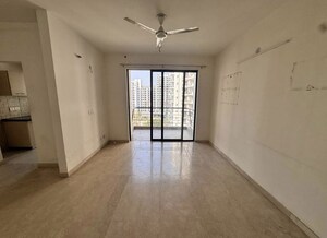 Room in 3 BHK Apartment at Godrej Oasis, Sector 88a – for Sale