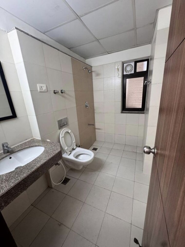 Bathroom, godrej-oasis 3 Bedroom 2066 Sq.Ft. Apartment In Sector 88a Gurgaon 10526413