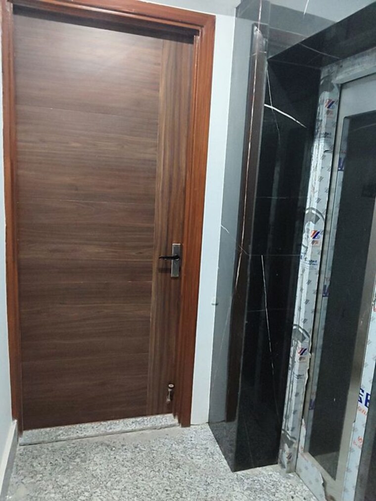 undefined, freedom fighters enclave 1 Bedroom 600 Sq.Ft. Builder Floor In Freedom Fighters Enclave Delhi 10526474