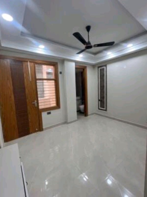 3 BHK + Servant Room 155 Sq.Yd. Builder Floor in Fidato Honour Homes