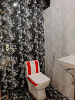 Bathroom in 2 BHK Builder Floor at Sector 73 – for Rent