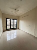 2 BHK 800 Sq.Ft. Apartment in K Raheja Heights