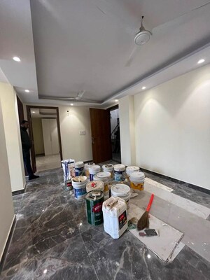Team Area in 2 BHK Builder Floor at Freedom Fighters Enclave – for Sale