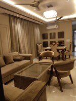 3 BHK 200 Sq.Yd. Builder Floor in Naraina