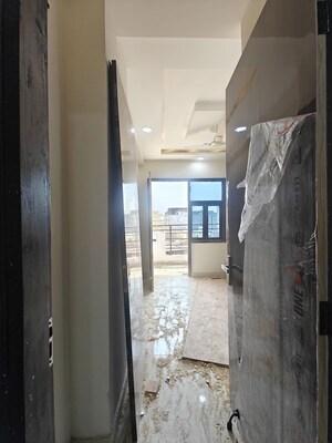 Room in 1 BHK Builder Floor at Parthala Khanjarpur – for Rent