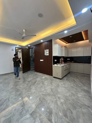 Parking in 2 BHK Builder Floor at Freedom Fighters Enclave – for Sale
