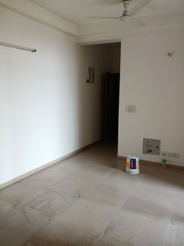 Room, mahagun-my-woods 2.5 Bedroom 1110 Sq.Ft. Apartment In Sector 16c Greater Noida Greater Noida 10526533