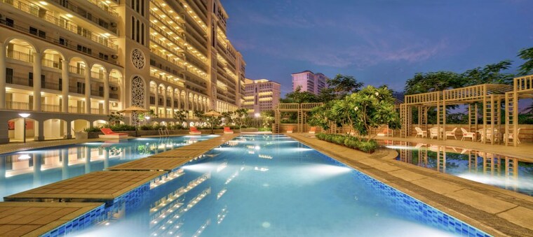 Swimming Pool, dlf-the-skycourt 3 Bedroom 1930 Sq.Ft. Apartment In Sector 86 Gurgaon 10526489