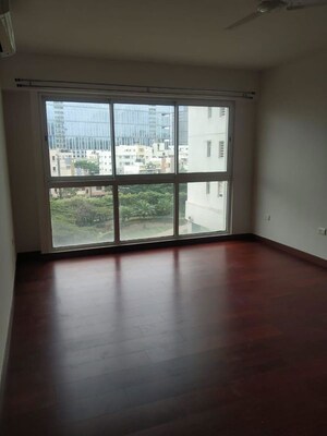 Room in 3 BHK Apartment at Karle Zenith, Hebbal – for Sale