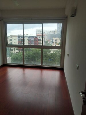 Room in 3 BHK Apartment at Karle Zenith, Hebbal – for Sale