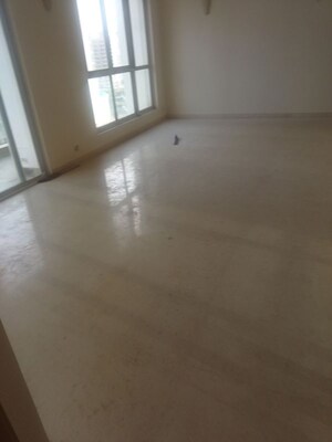 Room in 4 BHK Apartment at Emaar Emerald Floors Premier, Sector 65 – for Rent