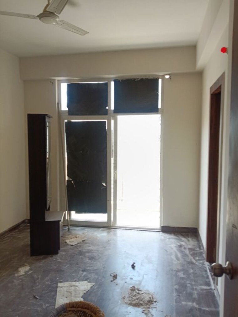 undefined, mahagun-my-woods 2 Bedroom 935 Sq.Ft. Apartment In Sector 16c Greater Noida Greater Noida 10526574