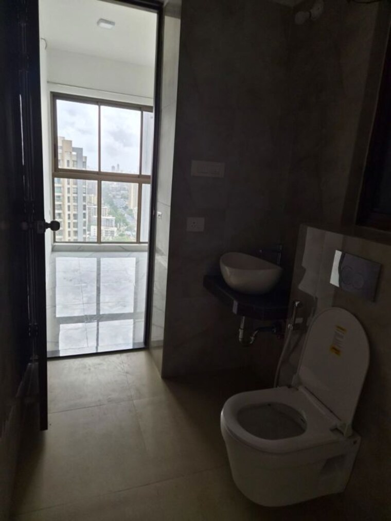 Bathroom, unnathi gardens 2 Bedroom 675 Sq.Ft. Apartment In Unnathi Gardens Thane 10526580