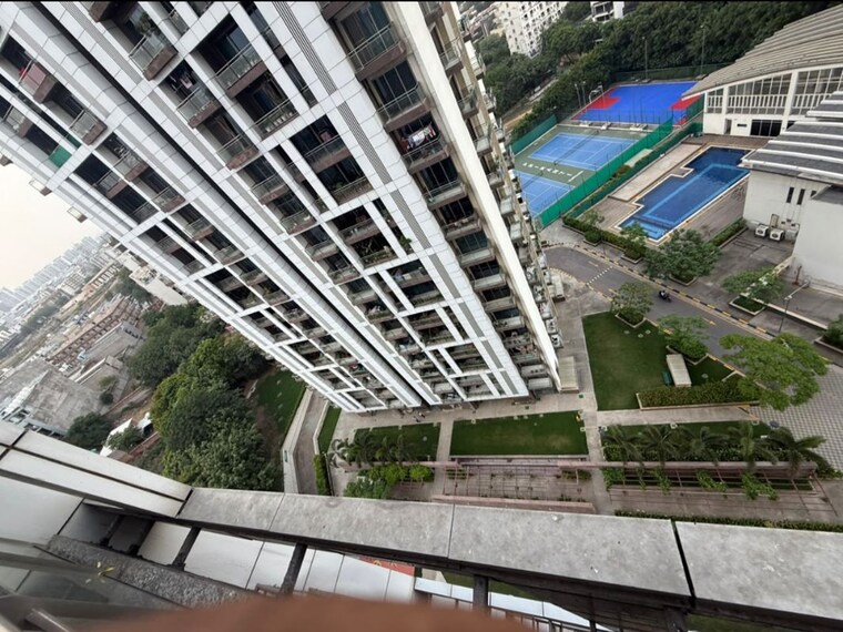 Balcony, tata-primanti-executive-apartments 3 Bedroom 2190 Sq.Ft. Apartment In Sector 72 Gurgaon 10526600
