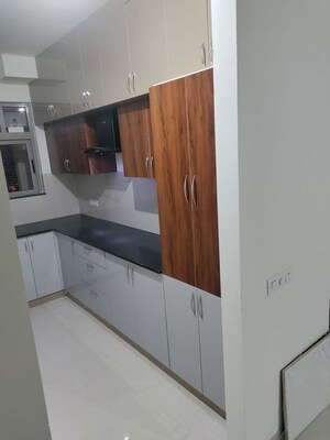 Kitchen in 3 BHK Apartment at Hirandahalli – for Rent