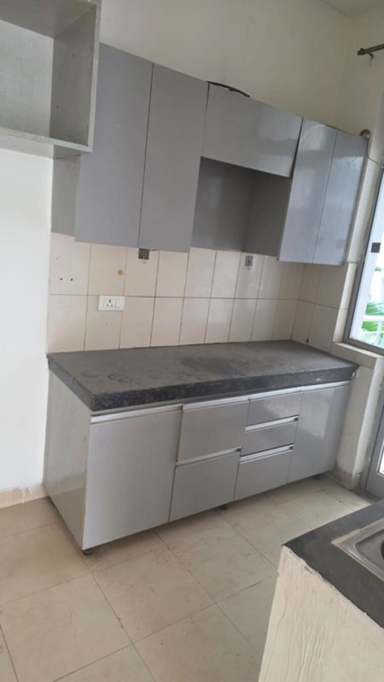 Kitchen, vatika-lifestyle-homes 2 Bedroom 1235 Sq.Ft. Apartment In Sector 83 Gurgaon 10526636