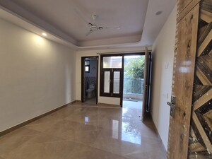 Room in 3 BHK Villa at Palm Residency Chhatarpur, Chattarpur – for Rent