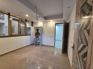 Room in 3 BHK Villa at Palm Residency Chhatarpur, Chattarpur – for Rent