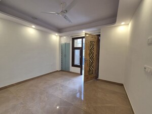 Room in 3 BHK Villa at Palm Residency Chhatarpur, Chattarpur – for Rent