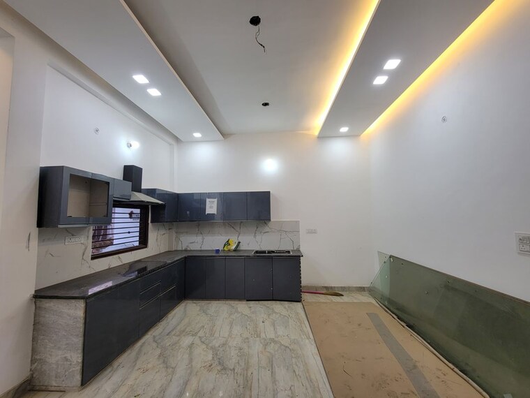 Kitchen, vaidpura 3.5 Bedroom 1820 Sq.Ft. Villa In Vaidpura Greater Noida 10526643