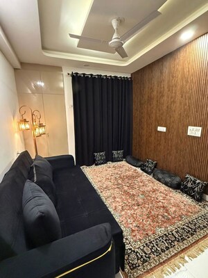 Bedroom in 3 BHK Apartment at Palm Residency Chhatarpur, Chattarpur – for Rent