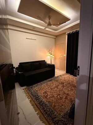 Bedroom in 3 BHK Apartment at Palm Residency Chhatarpur, Chattarpur – for Rent
