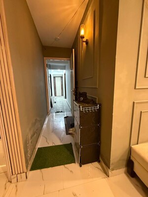 Bathroom in 3 BHK Apartment at Palm Residency Chhatarpur, Chattarpur – for Rent