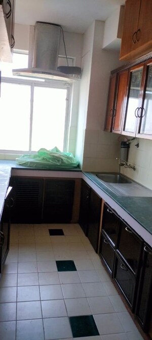 Kitchen in 4 BHK Builder Floor at Sector 21 – for Rent