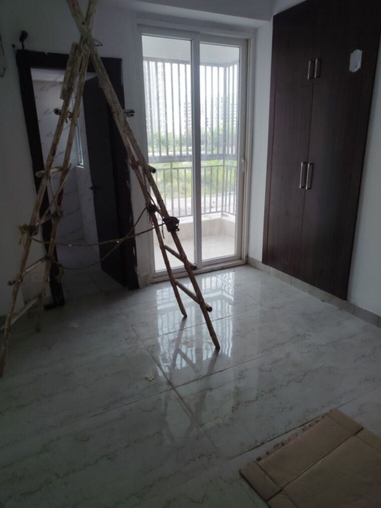 Bedroom, unnati-fortune-the-aranya 3 Bedroom 1425 Sq.Ft. Apartment In Sector 119 Noida 10526737