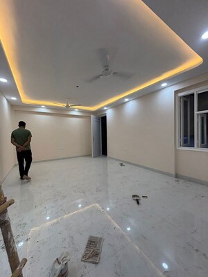 Room in 3 BHK Apartment at Palm Residency Chhatarpur, Chattarpur – for Rent