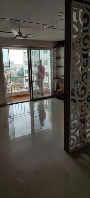 Room in 2 BHK Apartment at Ramky One Kosmos, Gachibowli – for Sale