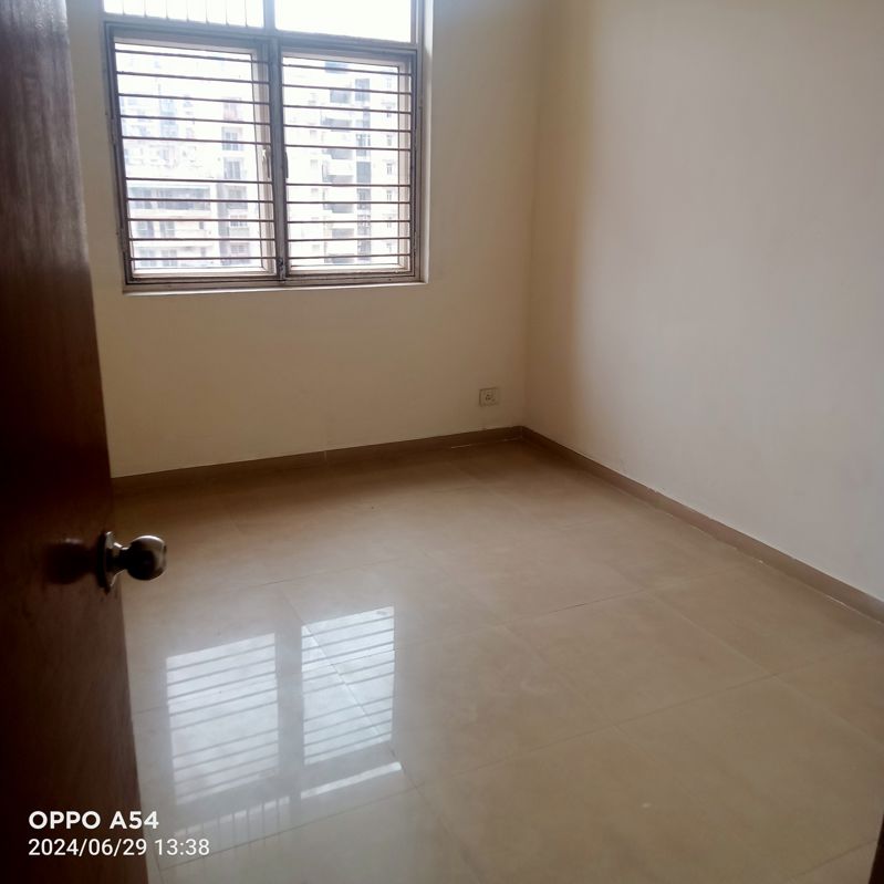 2 BHK 935 Sq.Ft. Apartment in Mahagun Mywoods