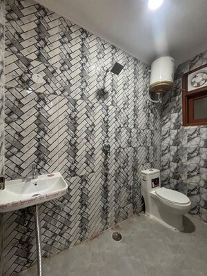 Bathroom in 1 BHK Builder Floor at Saket – for Rent